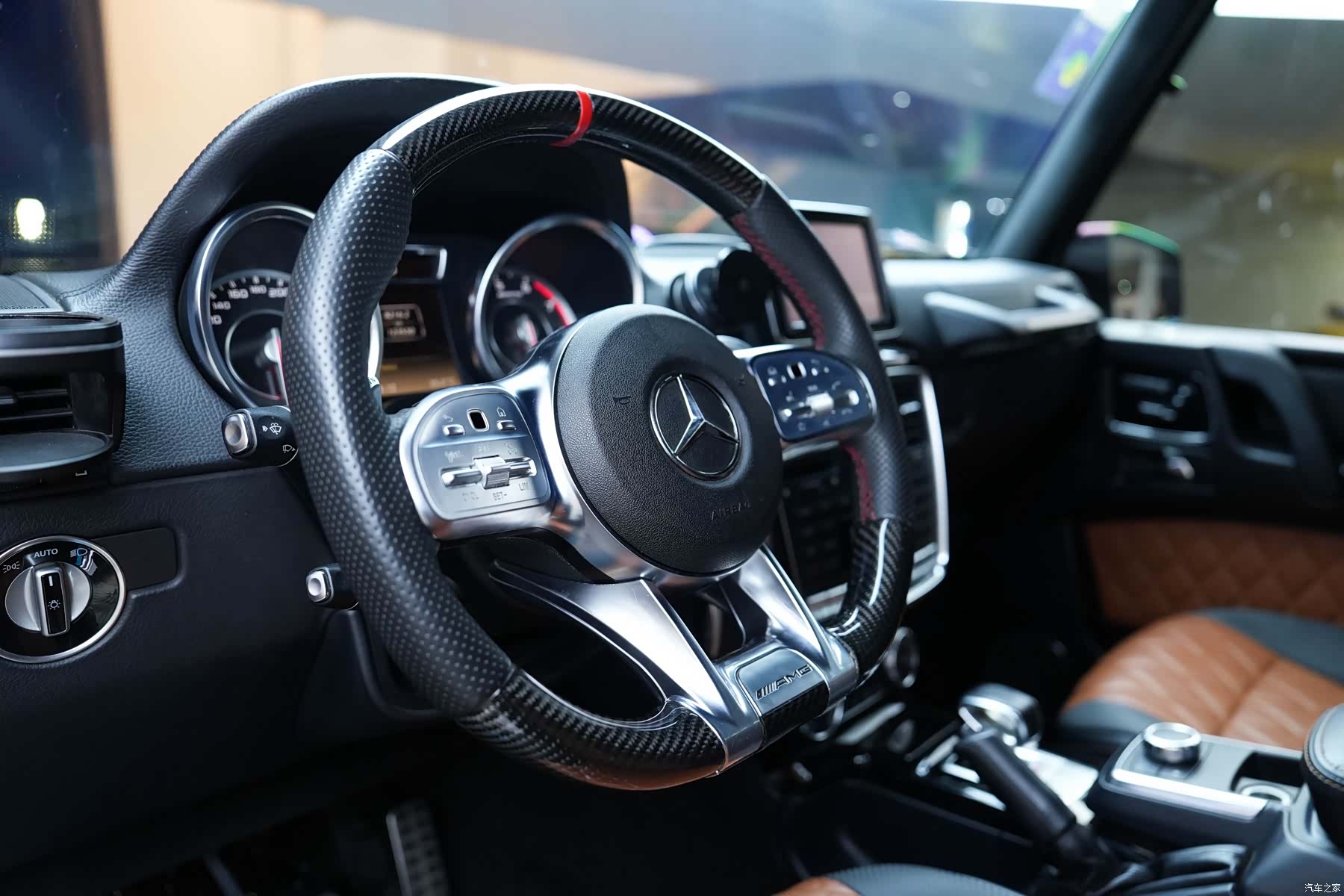 Mercedes-Benz G-Class, 2015 21