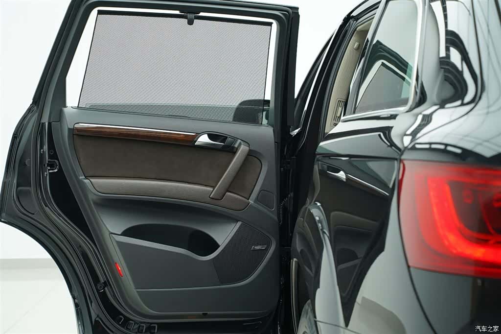 Audi Q7, 2012 15
