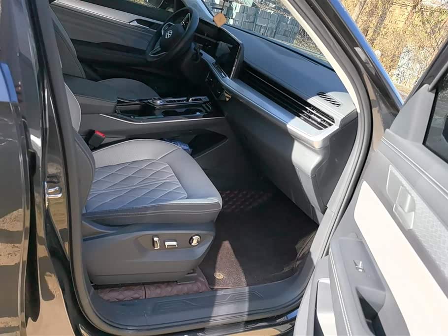 Volkswagen Range patrol