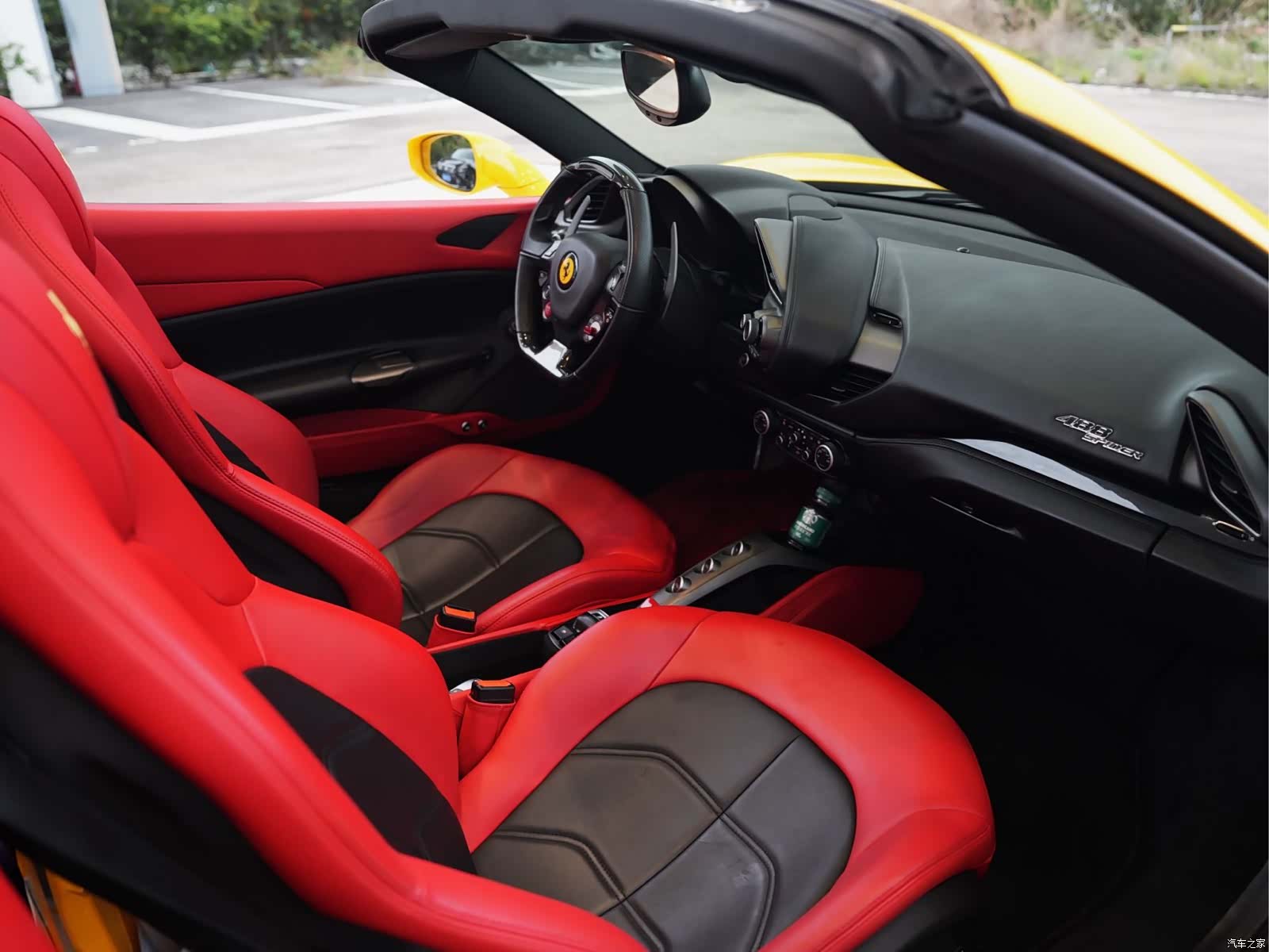 Ferrari 488, 2018 13