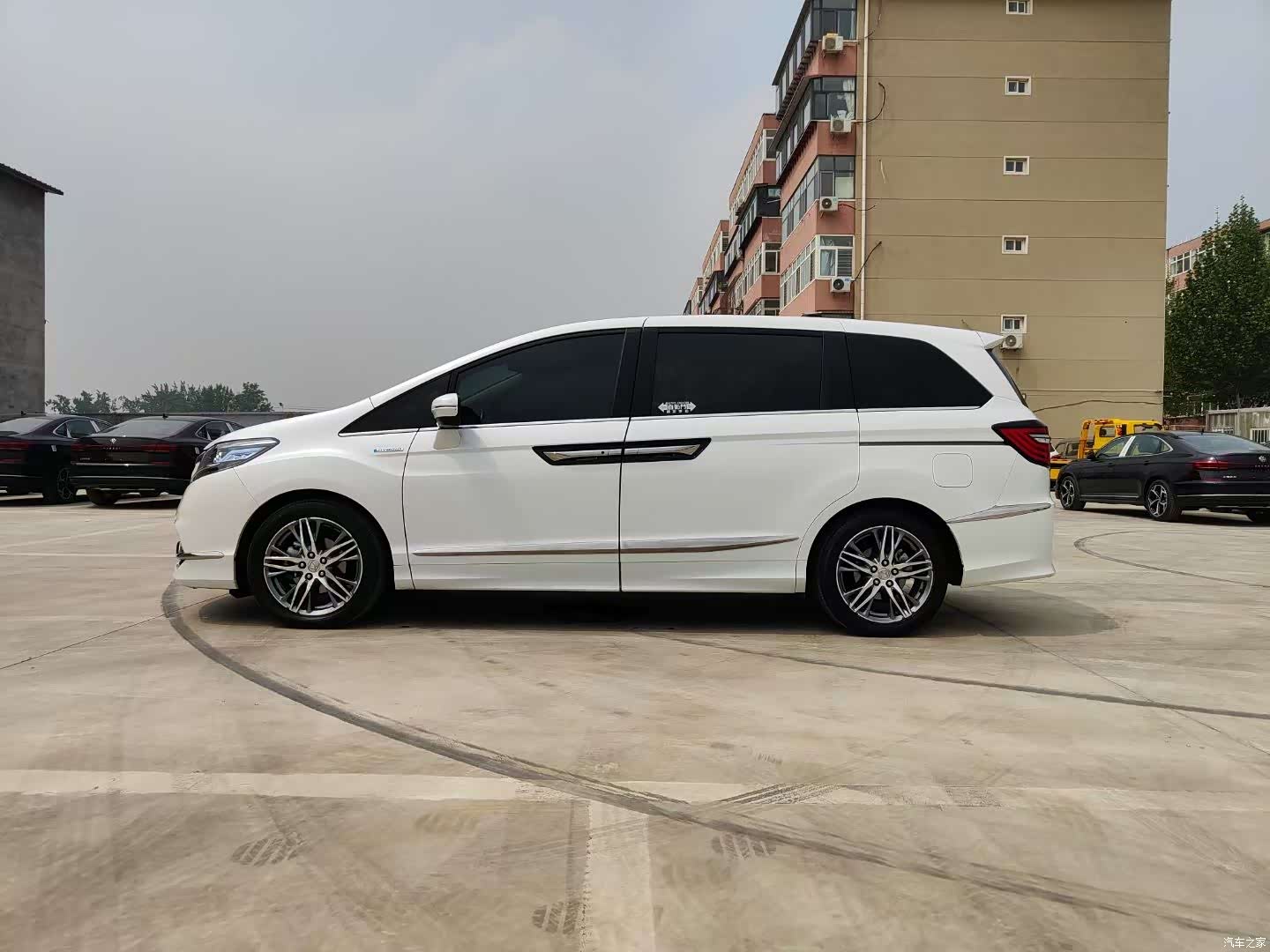 Honda Elysion, 2021 4
