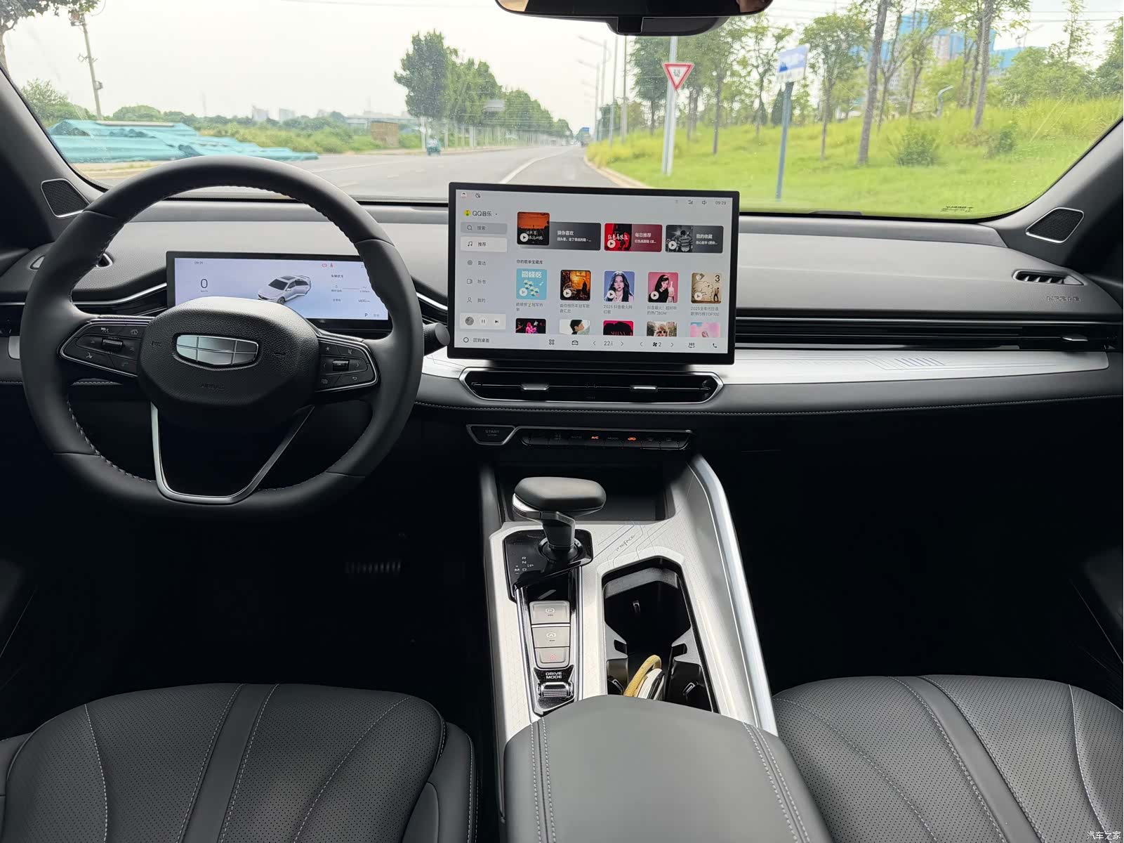 Geely Preface, 2025 7