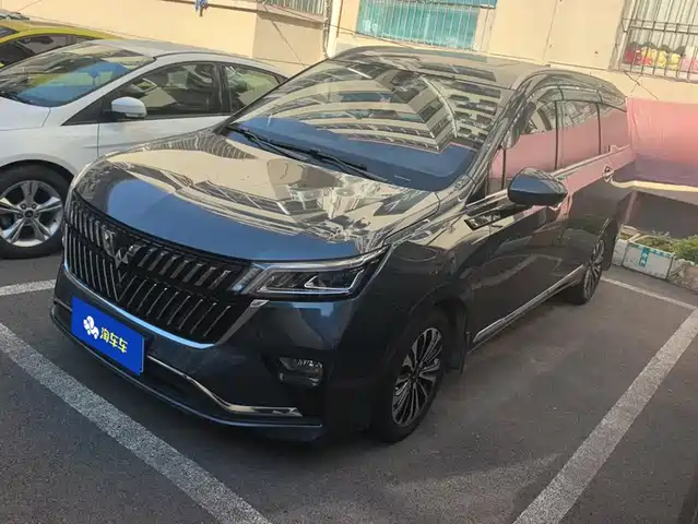 Wuling Jiachen 2022 — купить из Китая под заказ