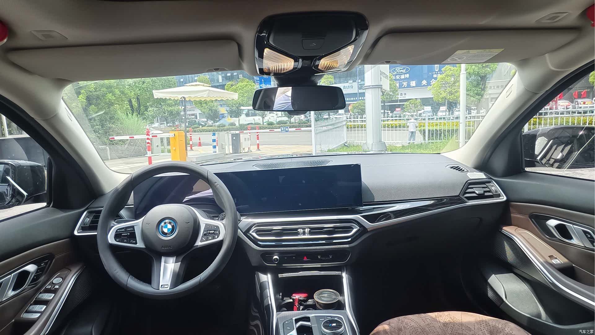 BMW i3, 2024 9