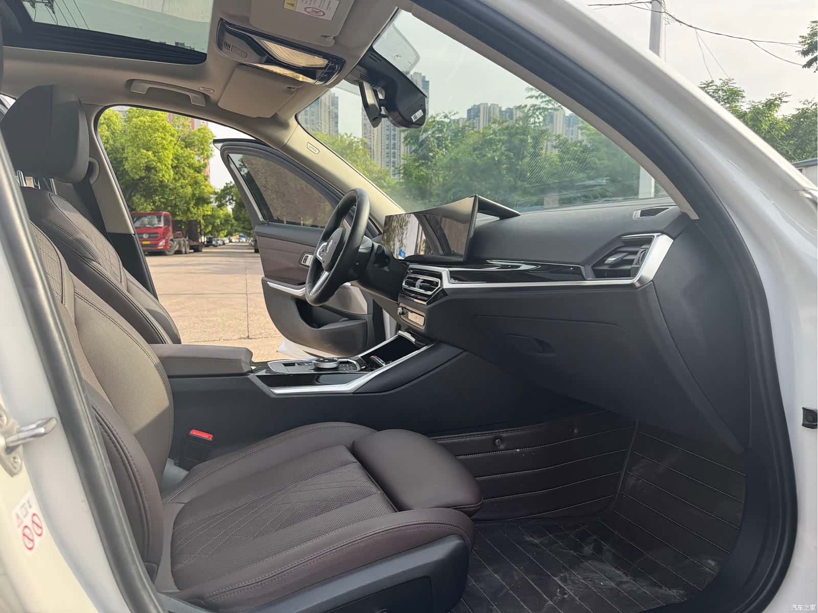 BMW i3, 2024 14