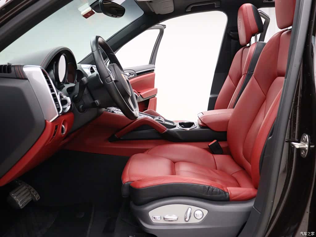 Porsche Cayenne, 2016 3