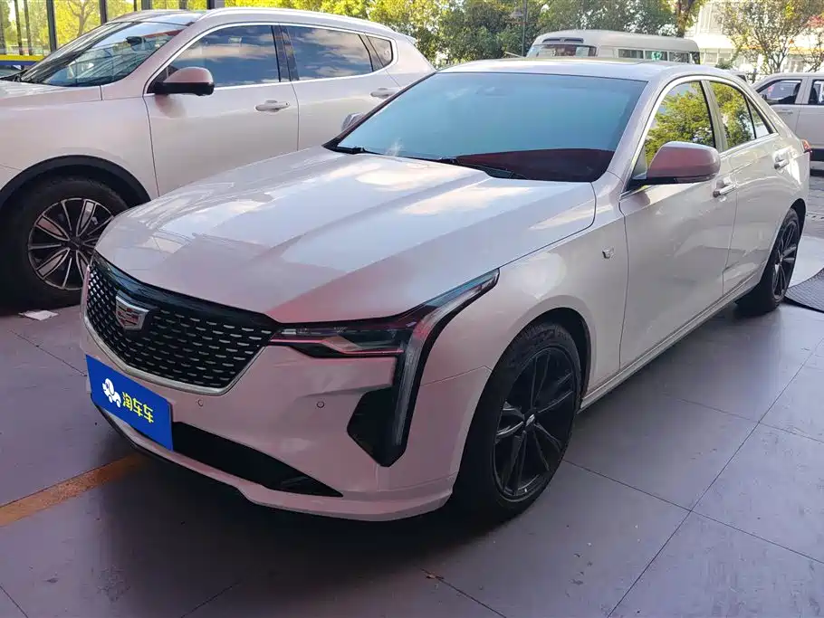 Cadillac CT4