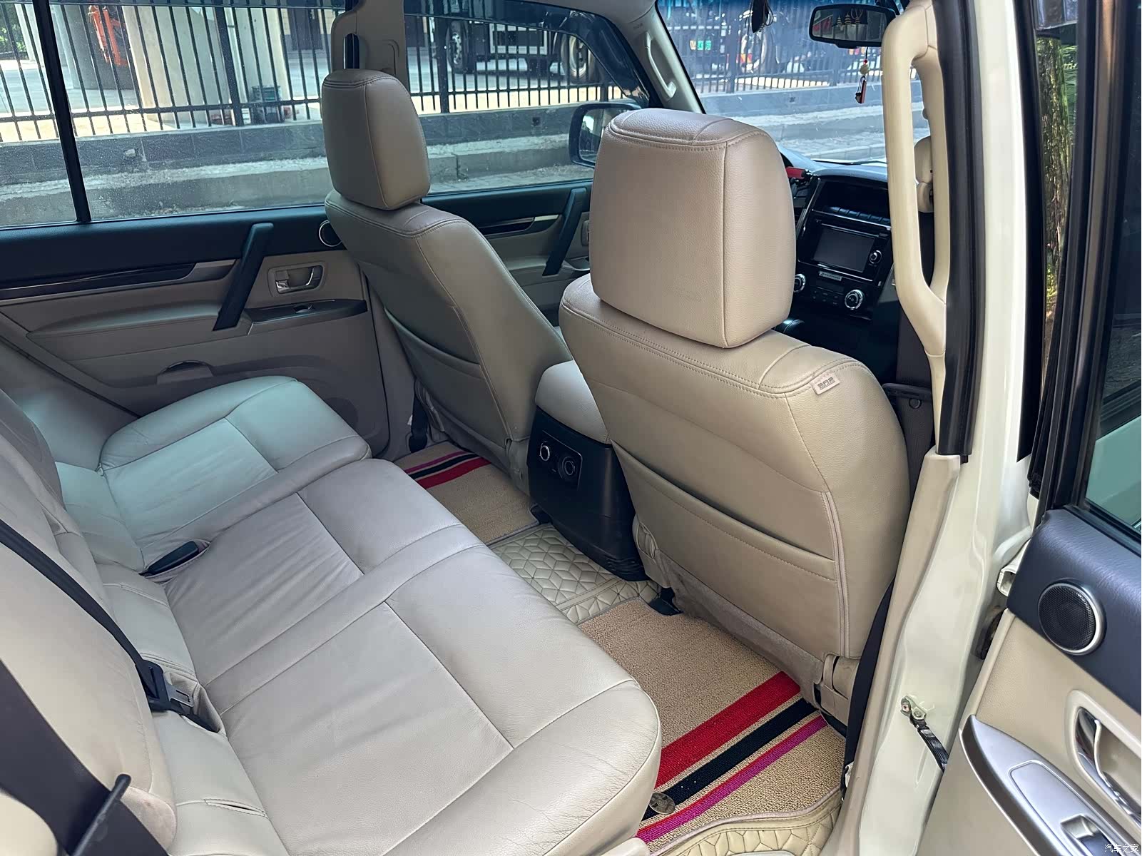 Mitsubishi Pajero, 2020 16
