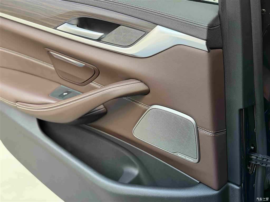 BMW 5 Series, 2018 12