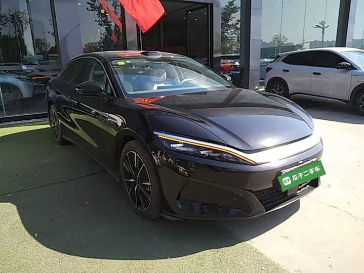 BYD Han L 2025 DM-i 200KM ji guang lei da Flagship