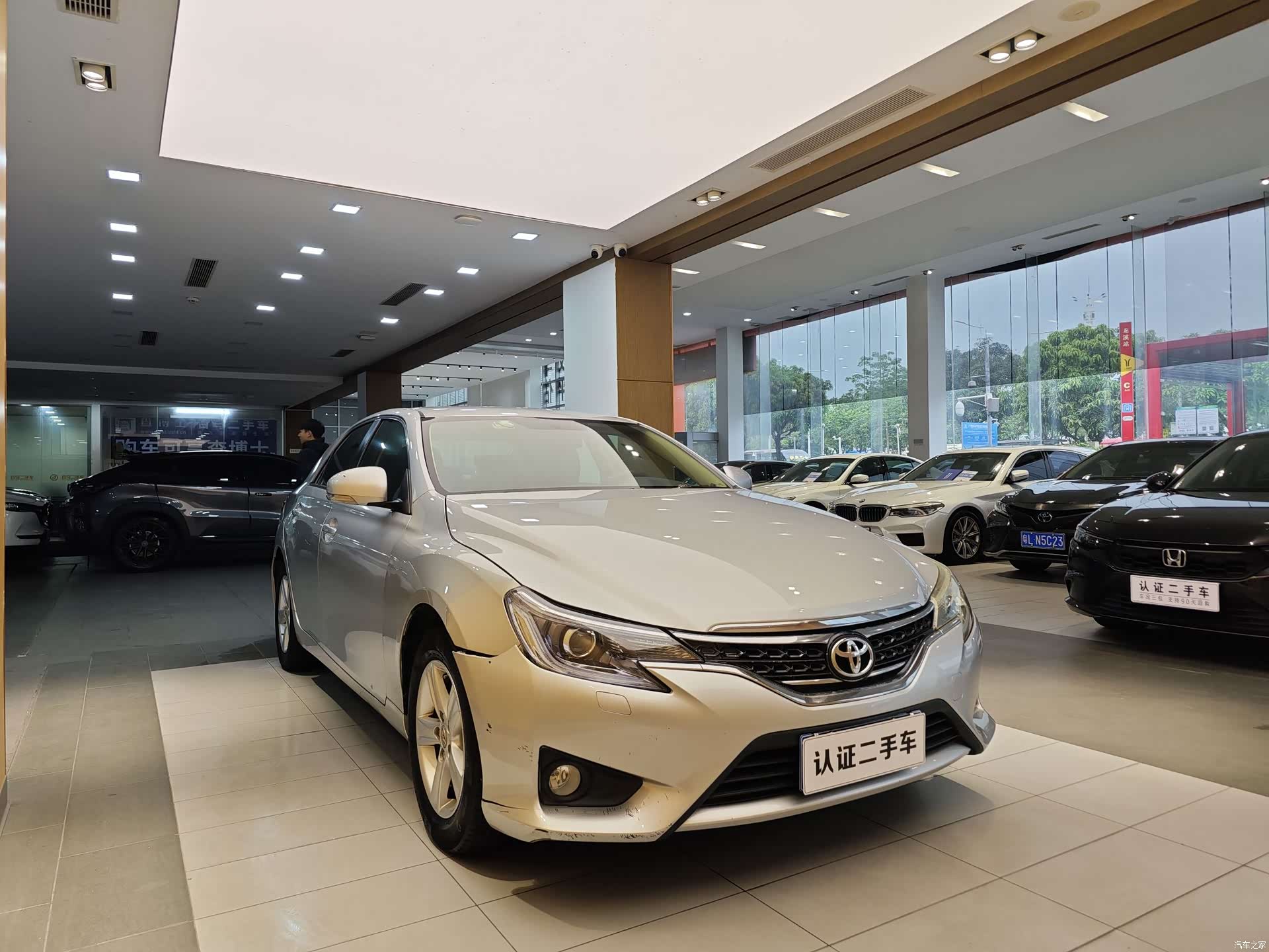 Toyota 2.5S, 2015 все фото