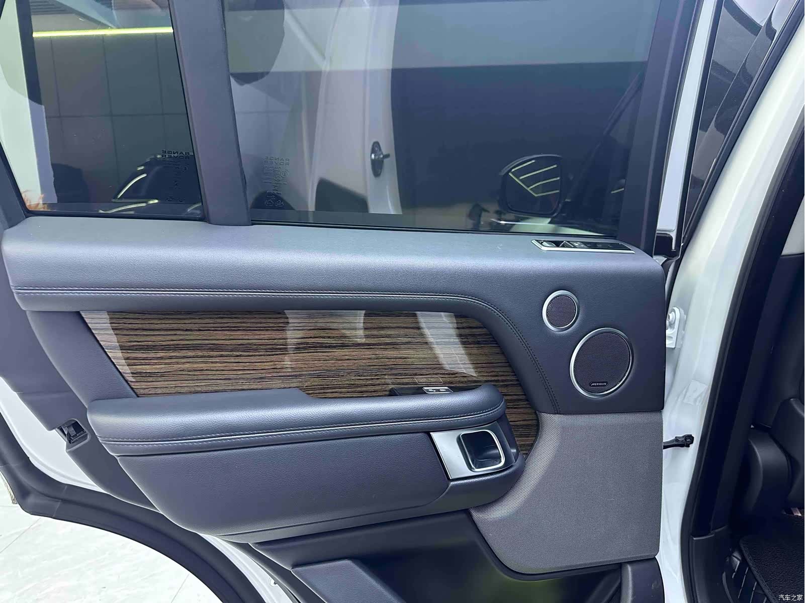 Land Rover Range Rover, 2018 12