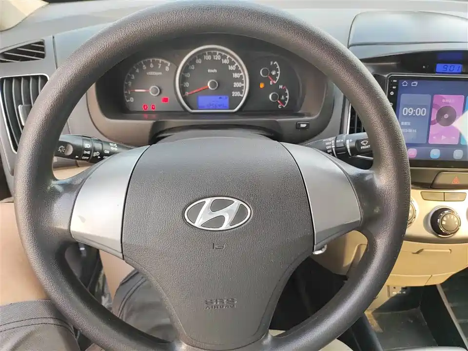 Hyundai Yuedong