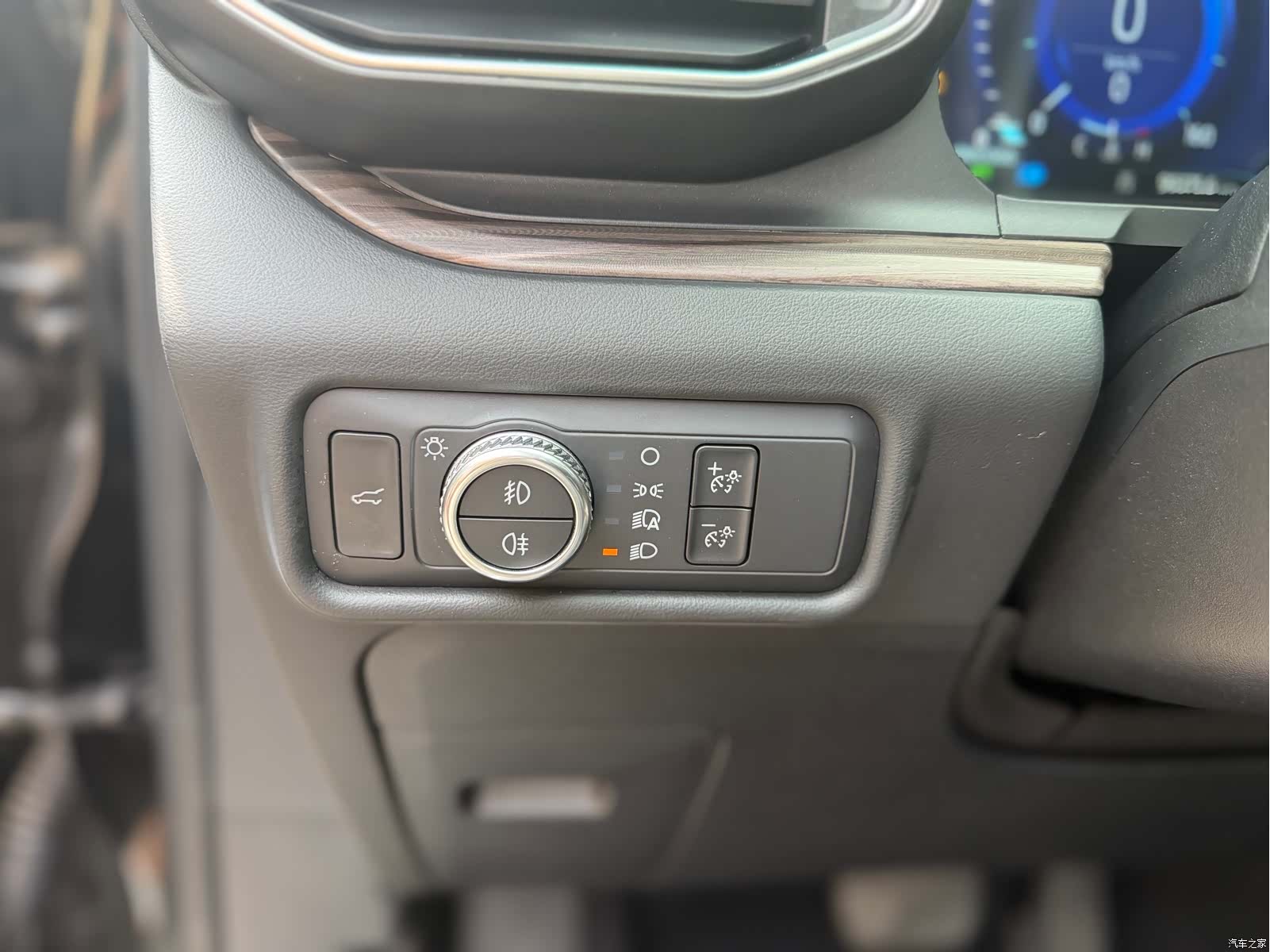 Ford Explorer, 2021 15