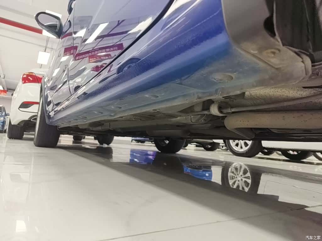 Wuling 310W, 2018 22