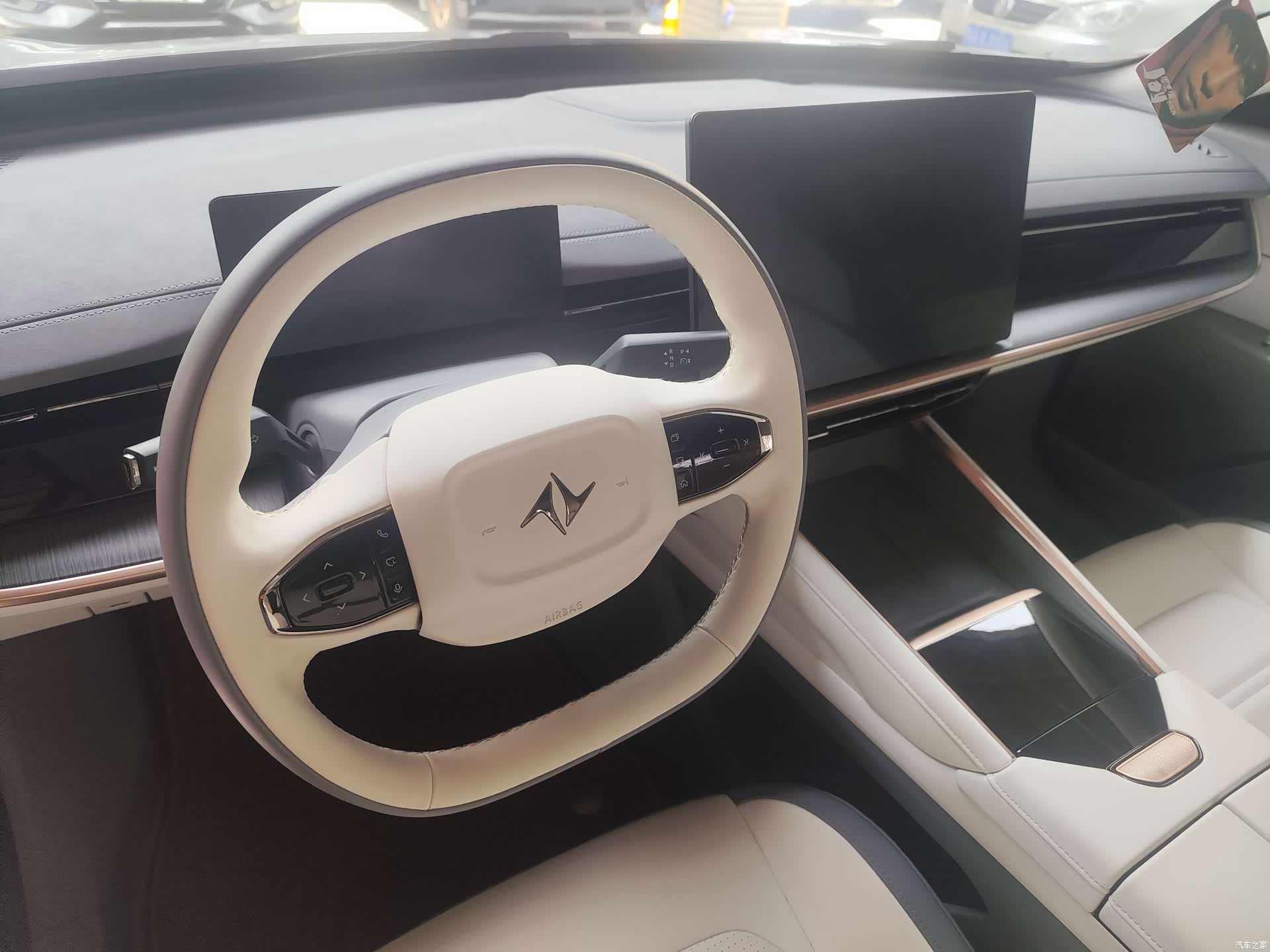 DongFeng eπ007, 2025 6