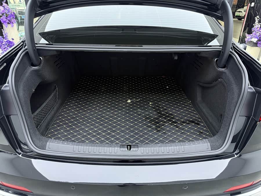 Audi A6L 2024, фото 21
