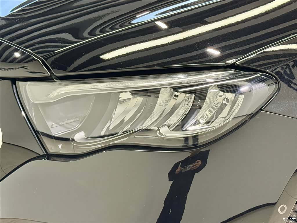 Mercedes-Benz E-Class, 2024 8
