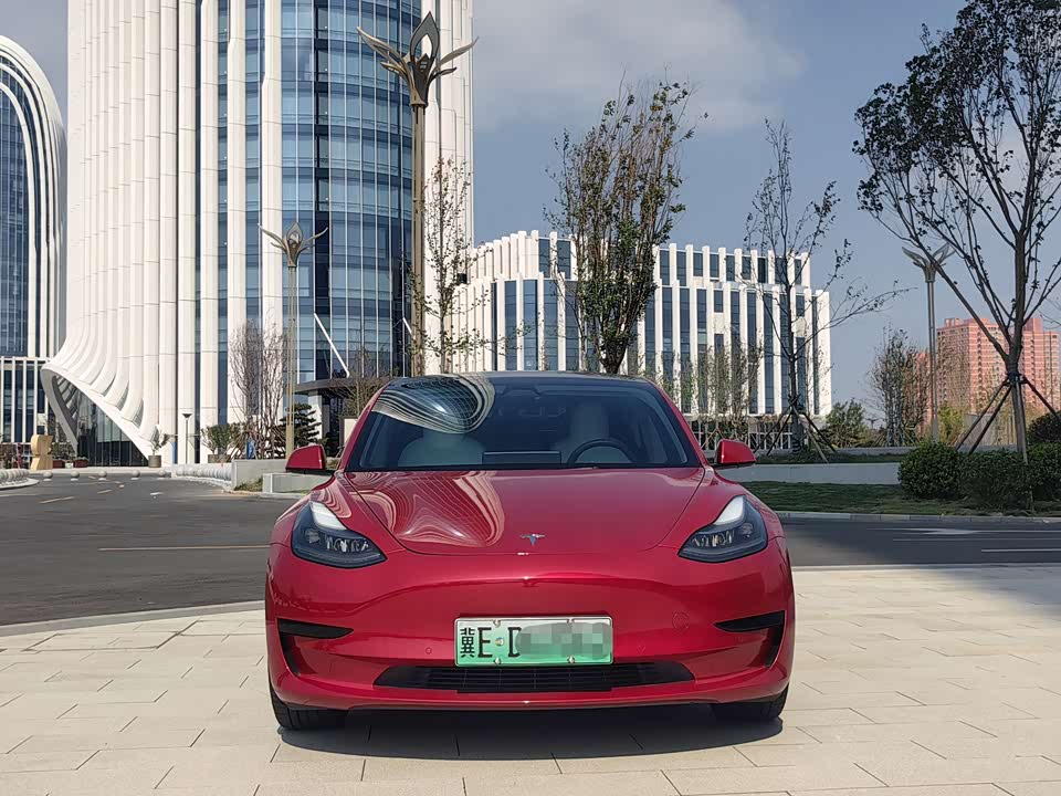 Tesla Model 3 Tesla Model 3