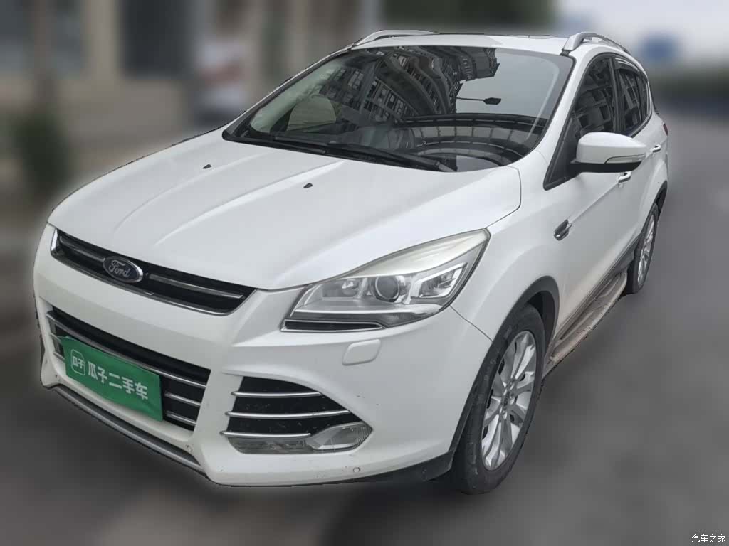 Ford Kuga, 2015 1
