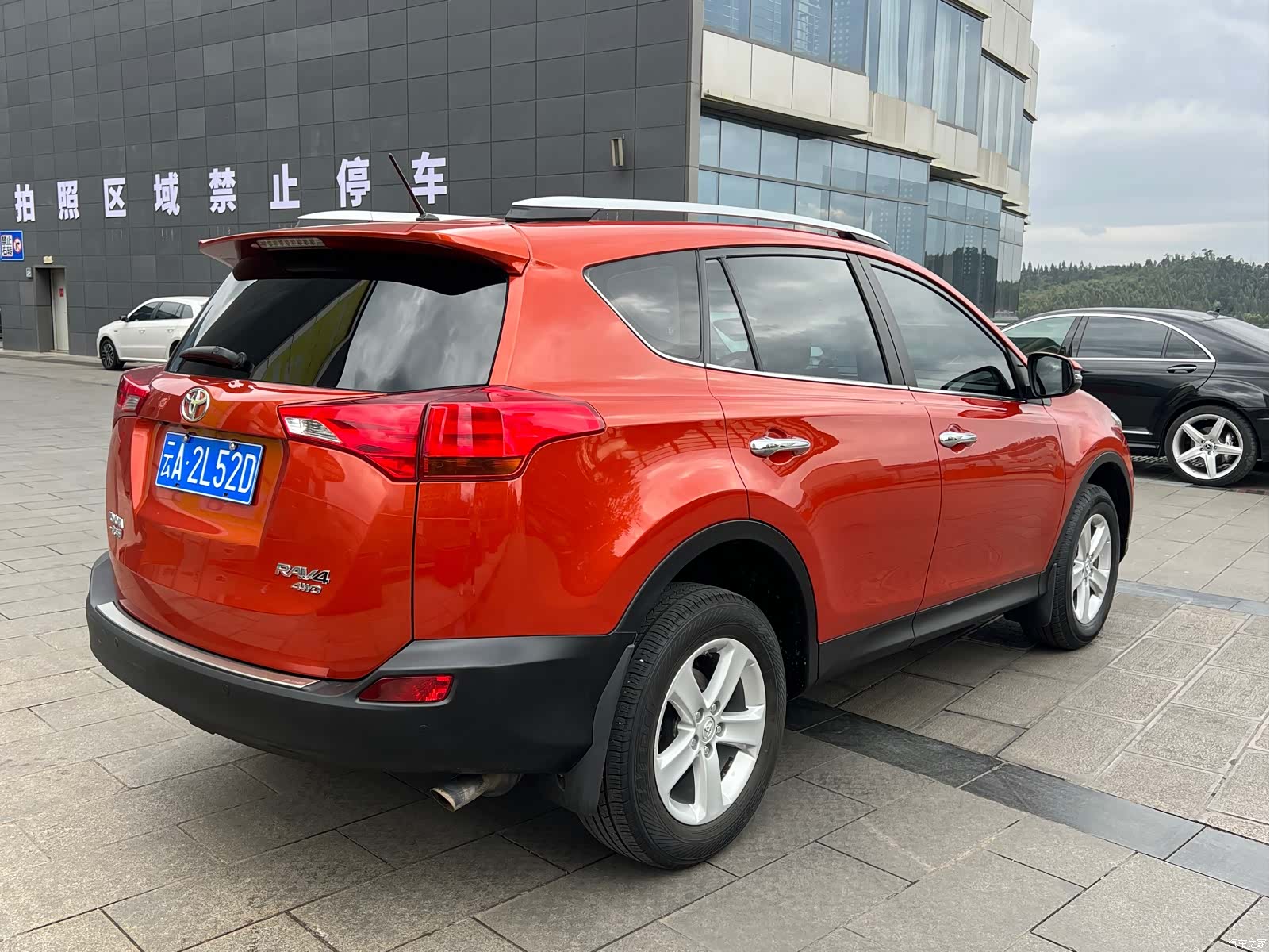Toyota RAV4, 2013 9