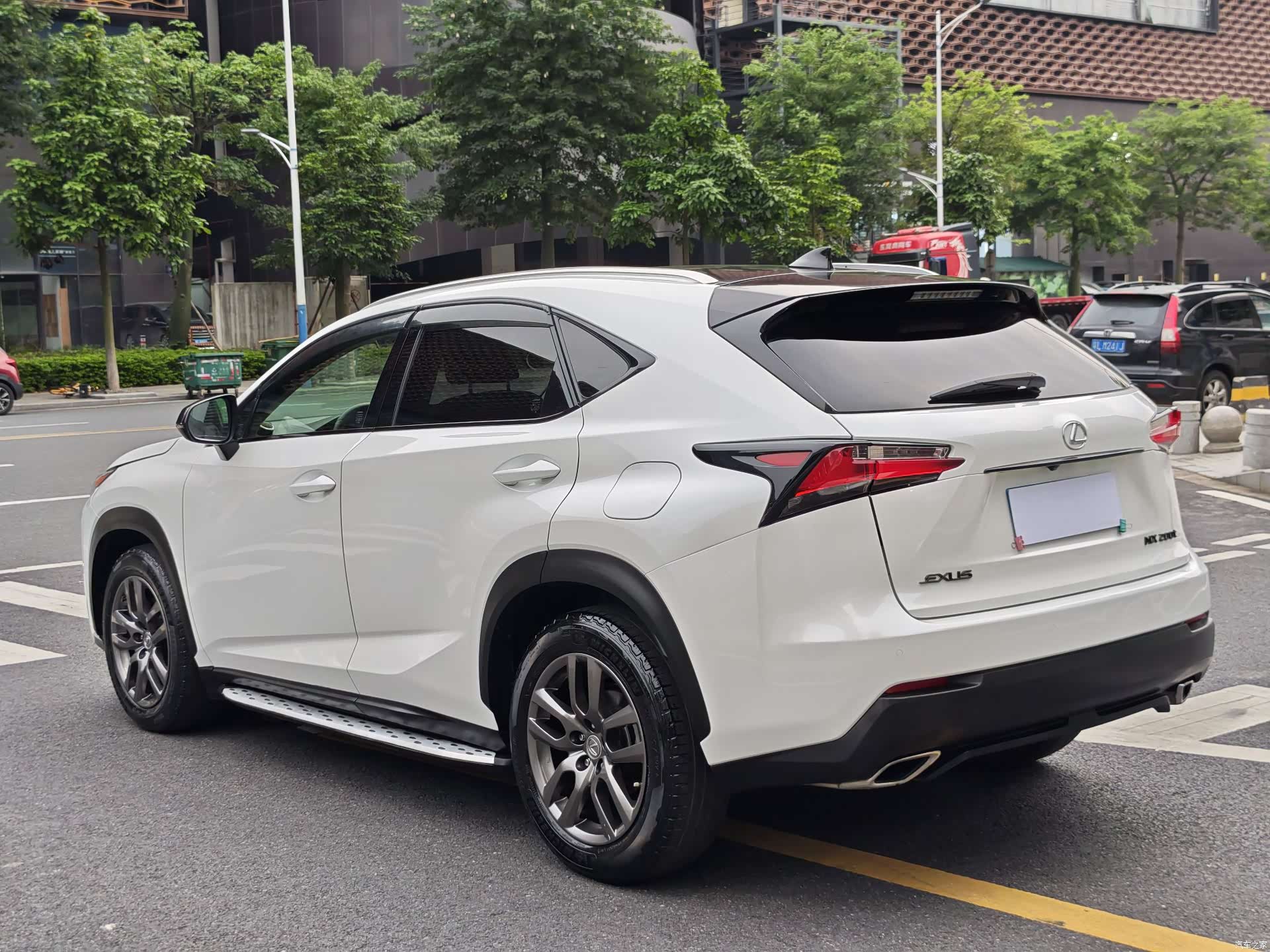Lexus NX, 2017 21