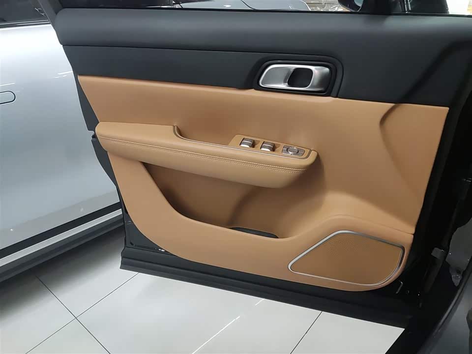 Li Auto Ideal ONE