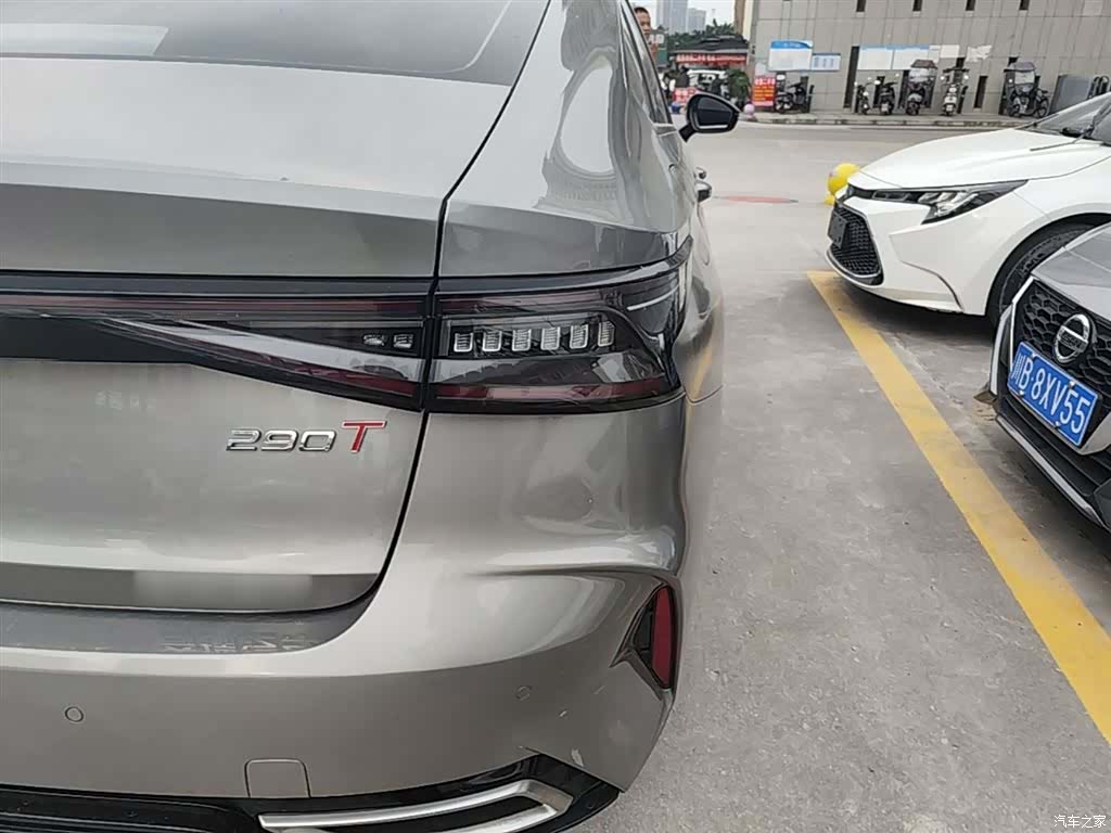 Chery Arrizo 8, 2023 8