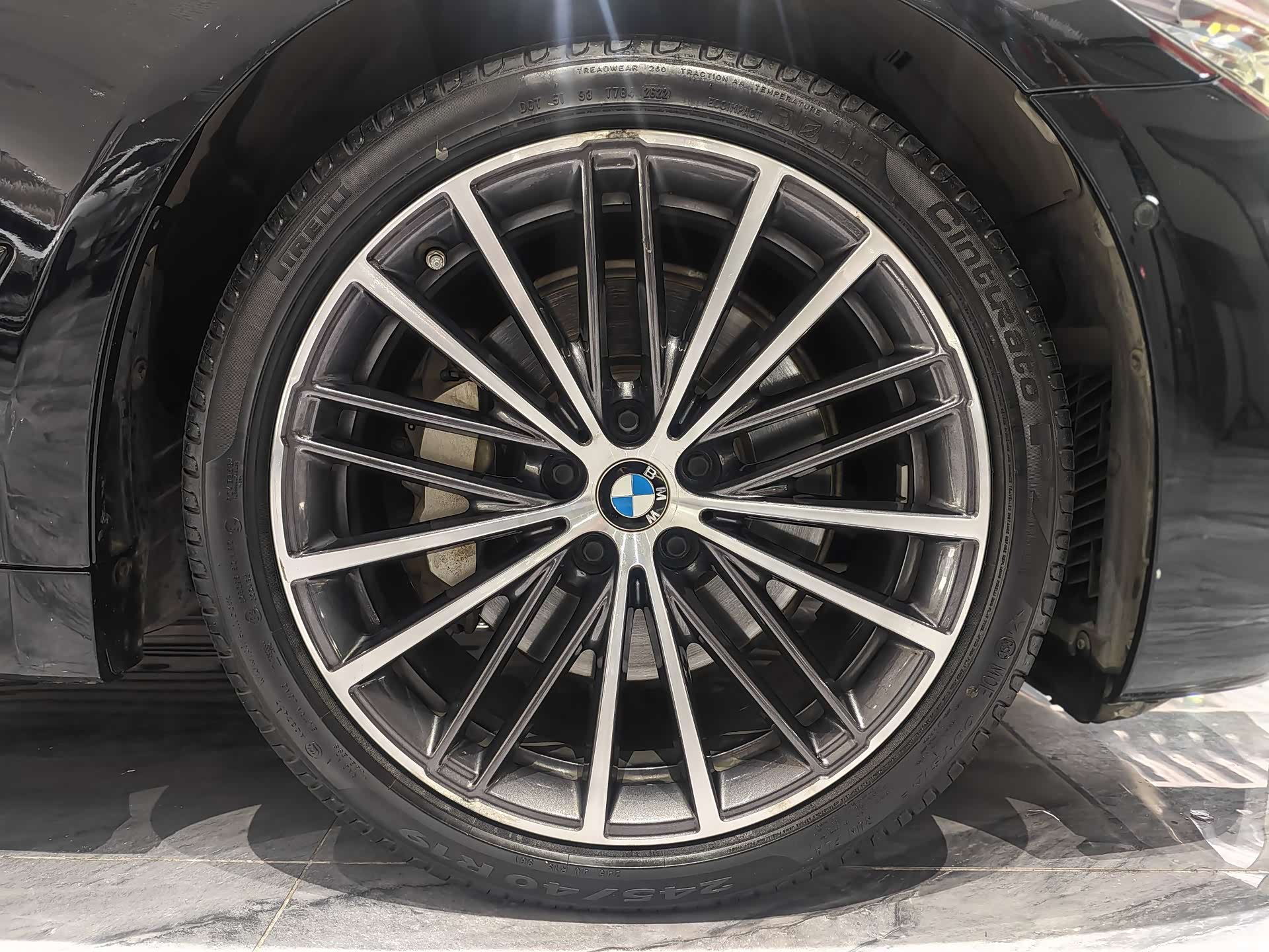 BMW 5 Series, 2019 29