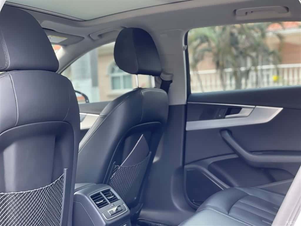 Audi A4L, 2019 4