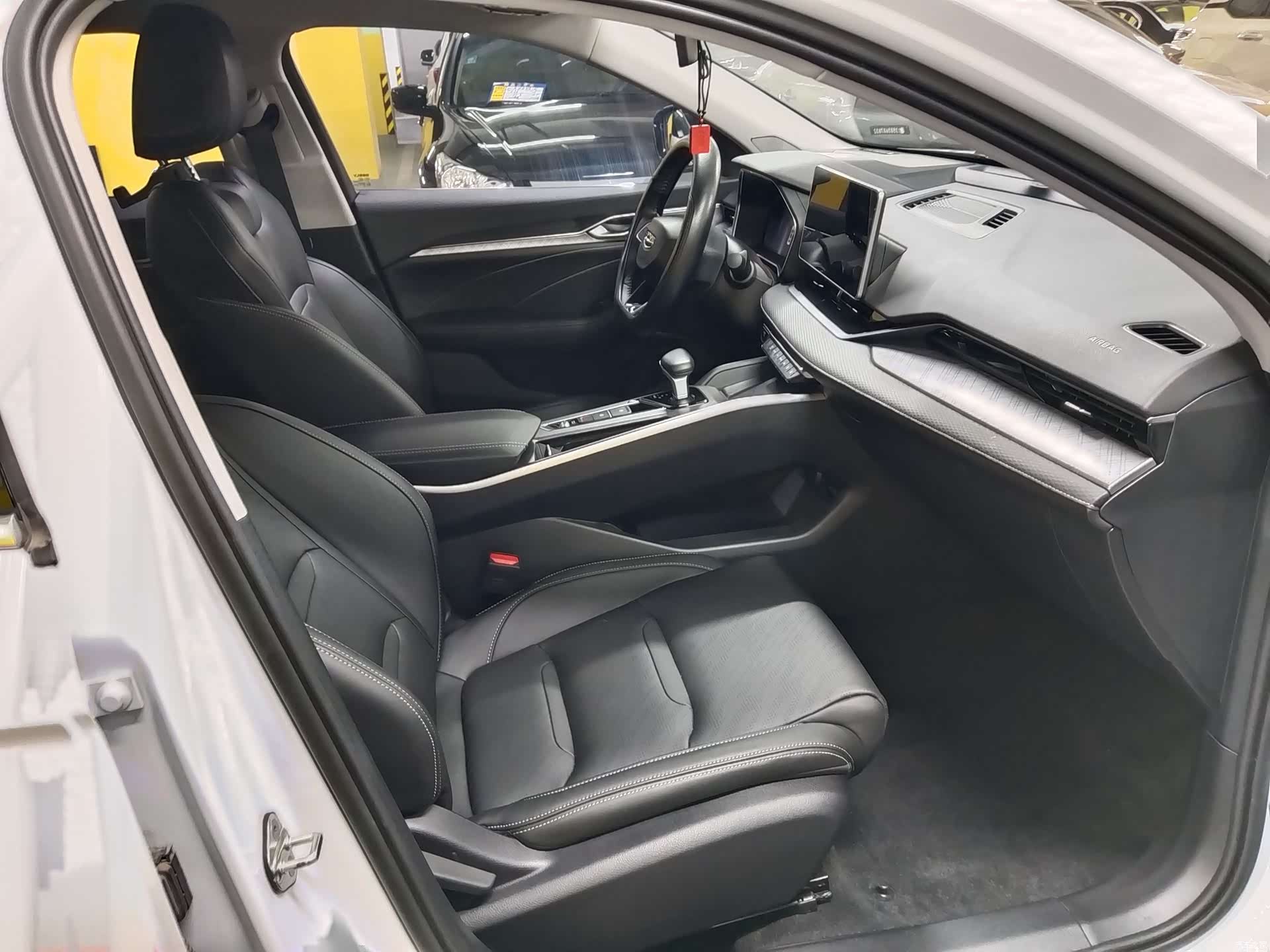Geely Preface, 2022 9