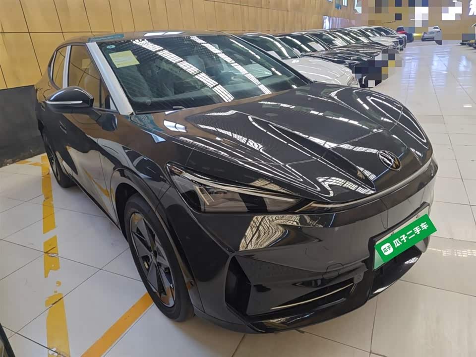 Volkswagen With the crowd 06