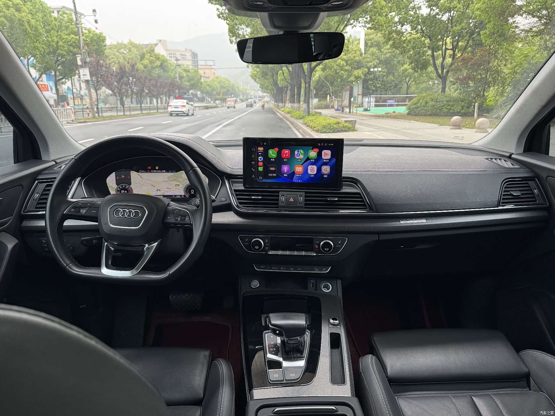 Audi Q5L, 2022 все фото