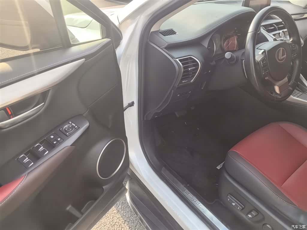 Lexus NX, 2019 16
