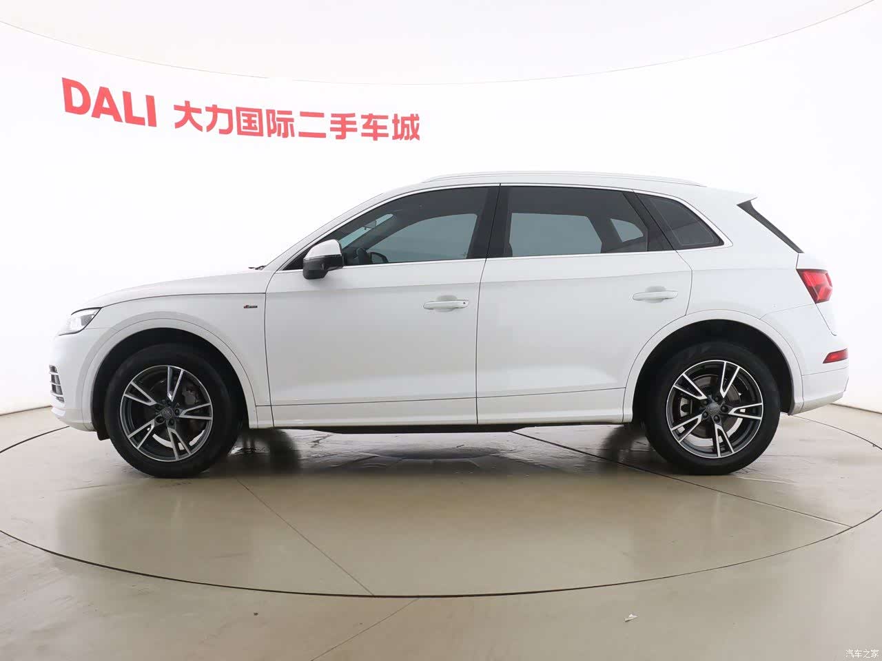 Audi Q5L, 2019 4
