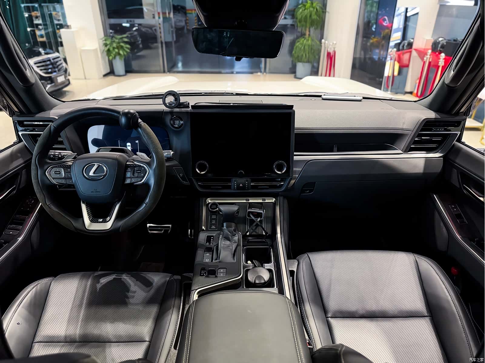 Lexus GX, 2024 6