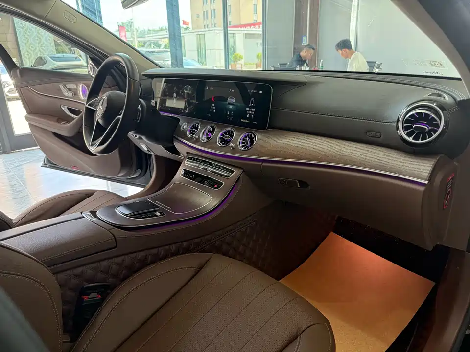 Mercedes-Benz E-class Mercedes-Benz E-class