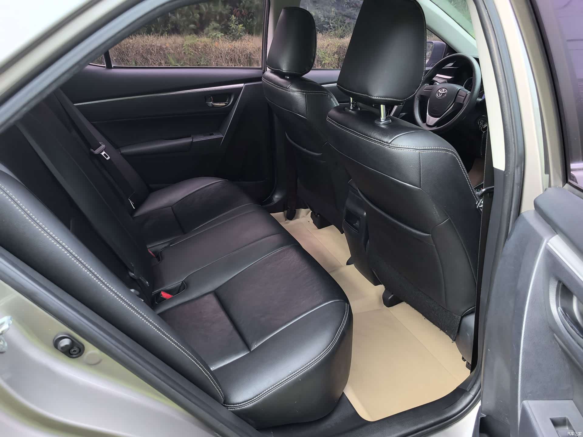 Toyota Corolla, 2016 10