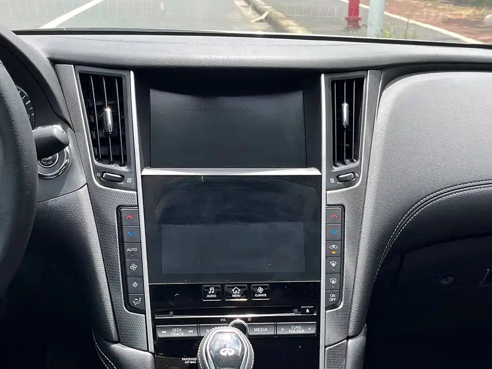Infiniti Q50L Infiniti Q50L