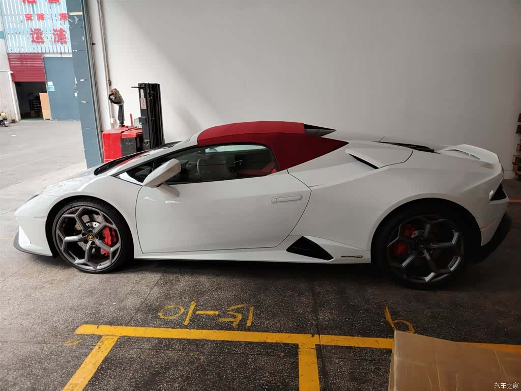 Lamborghini Huracán, 2022 2