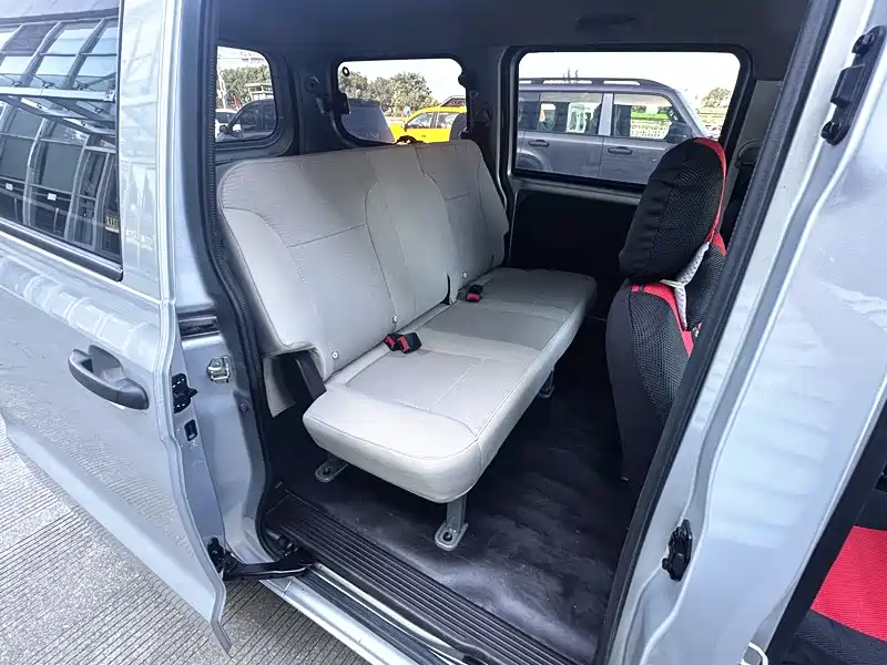 Wuling Wuling Hongguang V