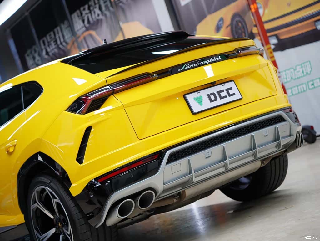 Lamborghini Urus, 2021 3