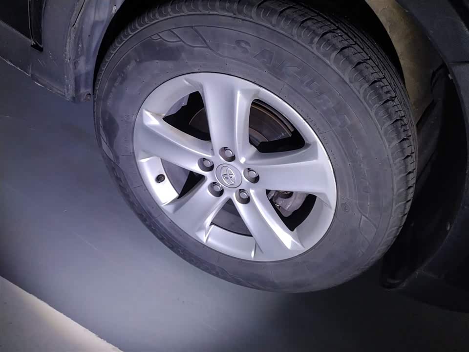 Toyota RAV4 Rongfang