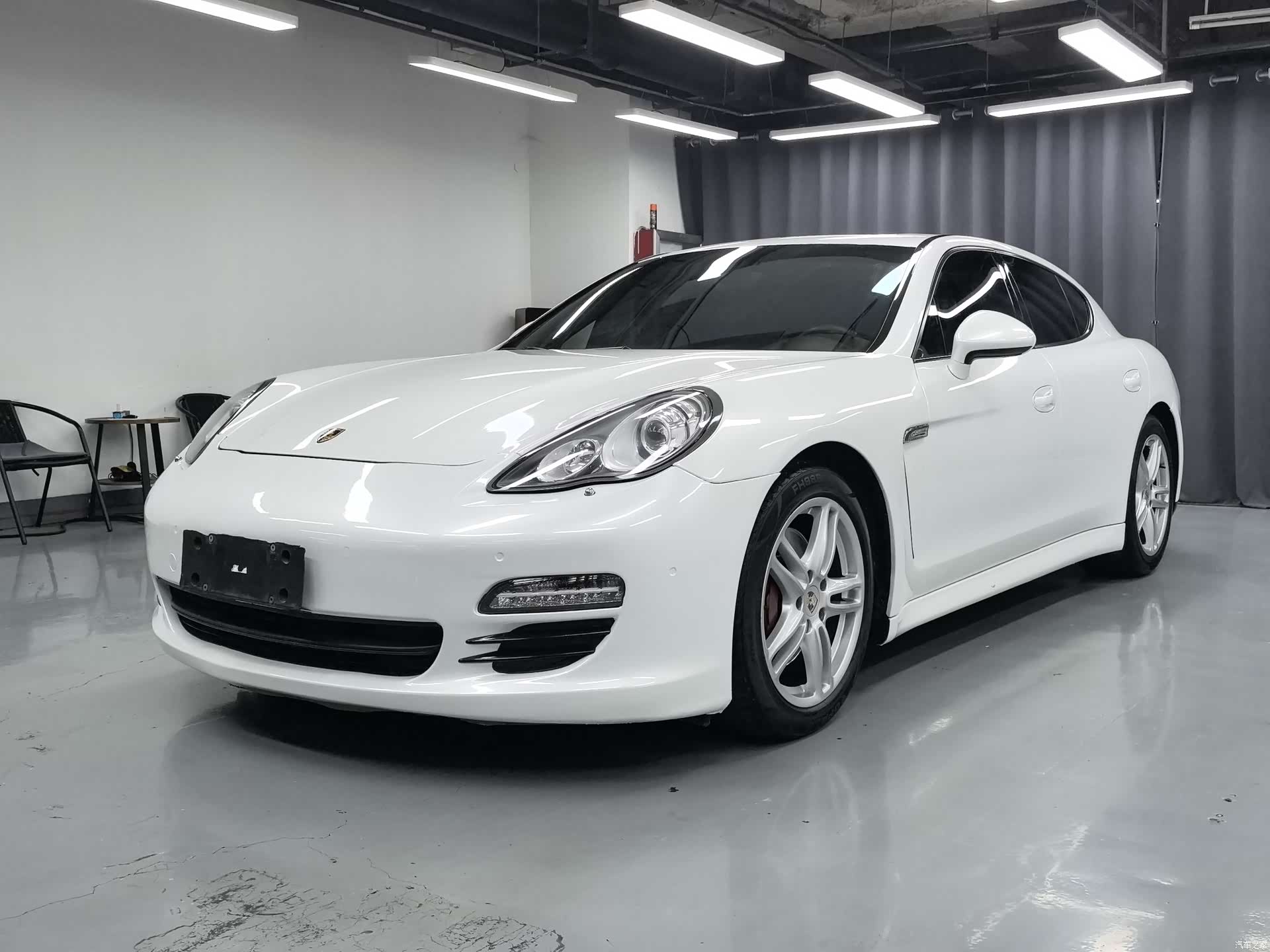 Porsche Panamera, 2012 1