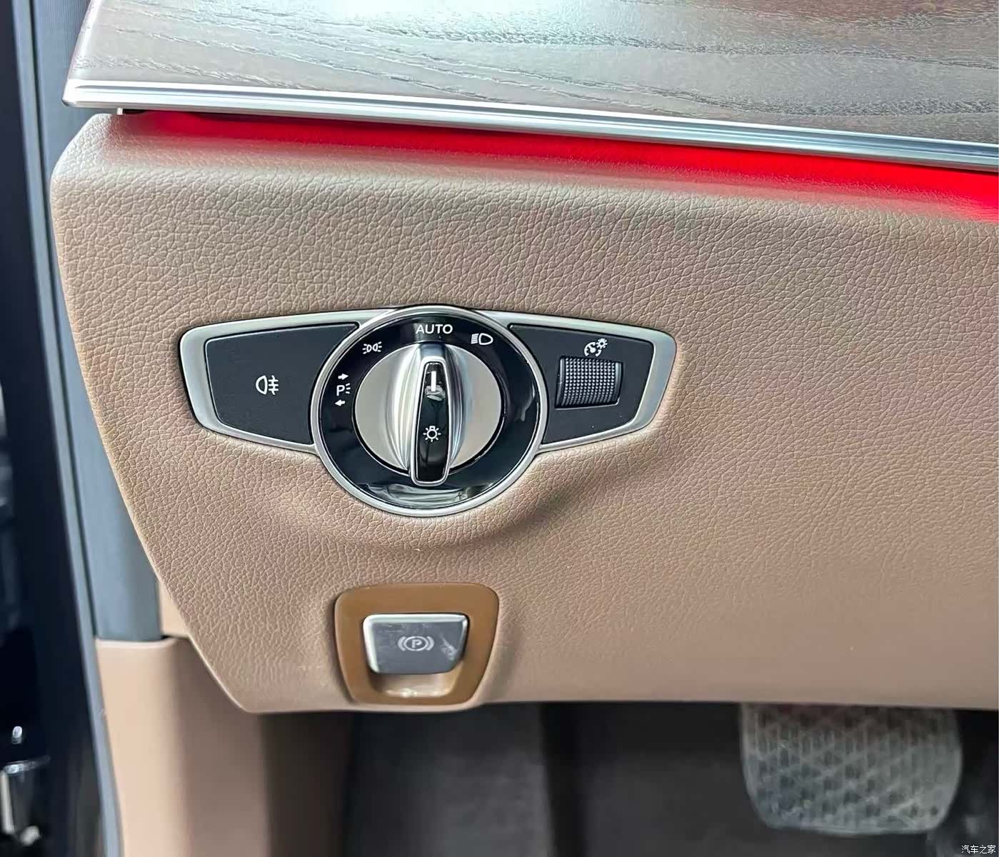 Mercedes-Benz E-Class, 2022 31