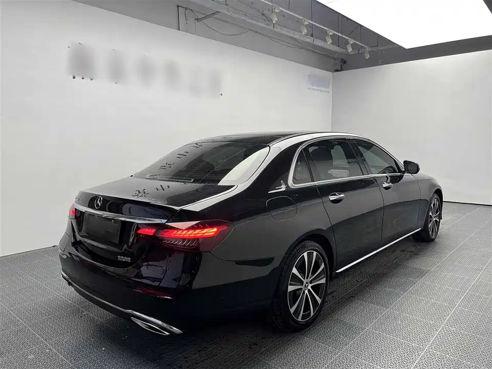 Mercedes-Benz E-class Mercedes-Benz E-class