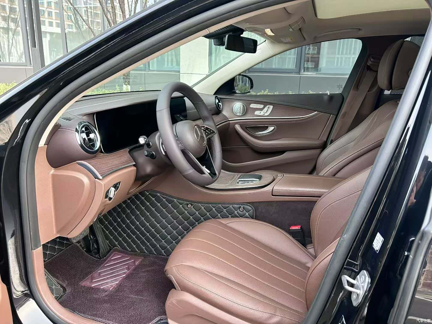 Mercedes-Benz E-Class, 2021 3