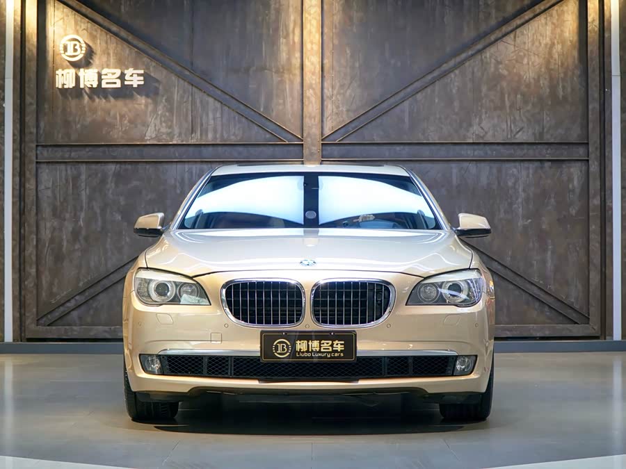 BMW 7-Series 2012, фото 2