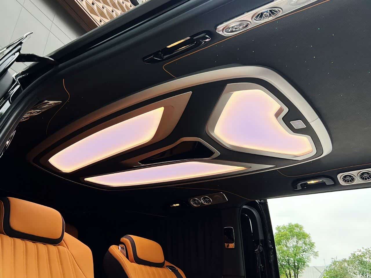 Mercedes-Benz 7, 2021 все фото