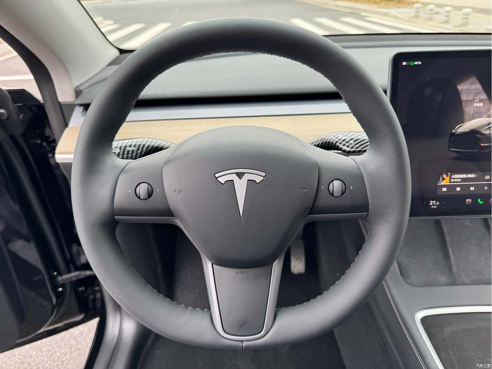 Tesla Model Y, 2023 12